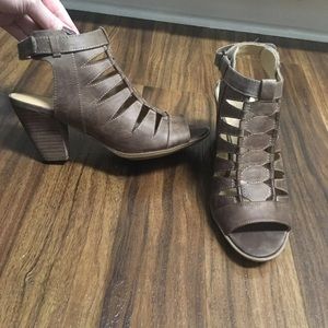 Naturalizer Bootie (Bootsie) Pumps